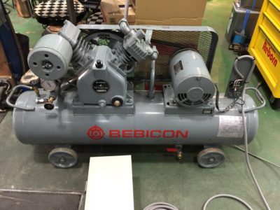 単相200Vで3馬力のコンプレッサー作ります。