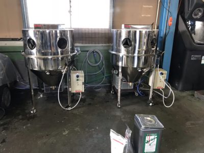 兵庫県尼崎市田能の株式会社シード様 ストレートスペシャル仕様2台＋オリジナル洗浄台お買い上げ頂きました。