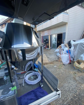 神奈川県横浜市のM氏ガレージに当時オリジナルウェットブラストマシンRebornスラントタイプを納品