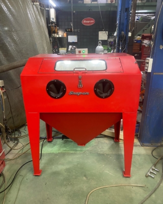 サンドブラストキャビネットの中古をレストア