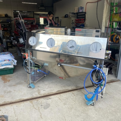 福岡市飯塚市のカスタムペイントショップラインアート様にRebornロング1500タイプを納品設置に伺いました